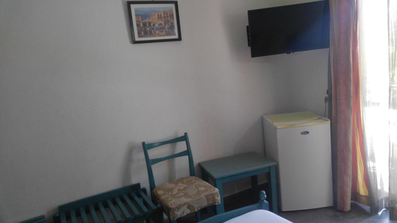 Elvira Hotel Stalida Bagian luar foto
